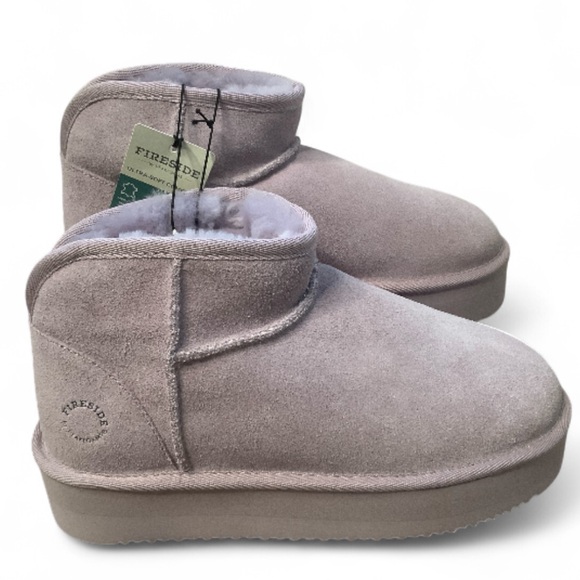 Fireside by Dearform Genuine Shearling Lilac Boot Size 9 Coquette Girl Fairycore - Picture 7 of 10